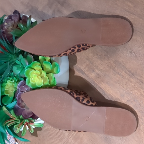 Leopard print slip-ons - Picture 3 of 3